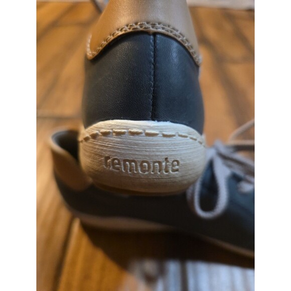 Remonte Dorndorf by Rieker Lace Up Shoe - Picture 2 of 9